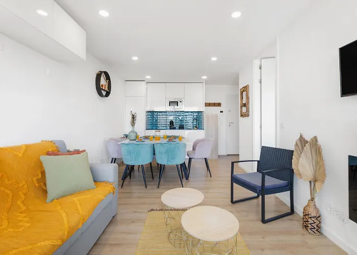 Appartement Blue Breeze | Pool View, Gym & Balcony Espinho (Aveiro)