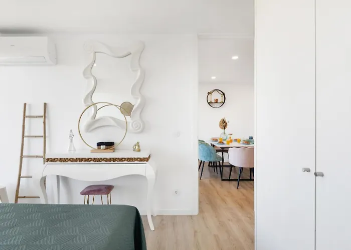 Appartement Blue Breeze | Pool View, Gym & Balcony Espinho (Aveiro)