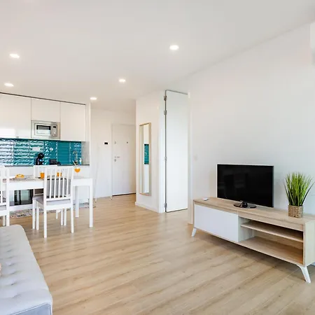 1br Espinho Sunny Vibes With Pool