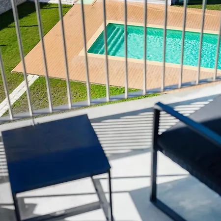 Apartment 1br Espinho Sunny Vibes With Pool