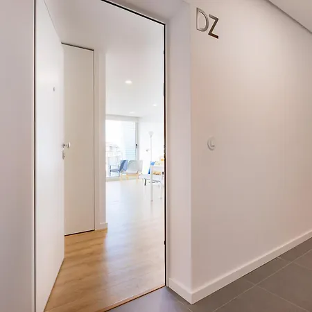 Apartment 1br Espinho Sunny Vibes With Pool Espinho (Aveiro)