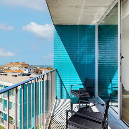 Apartment 1br Espinho Sunny Vibes With Pool