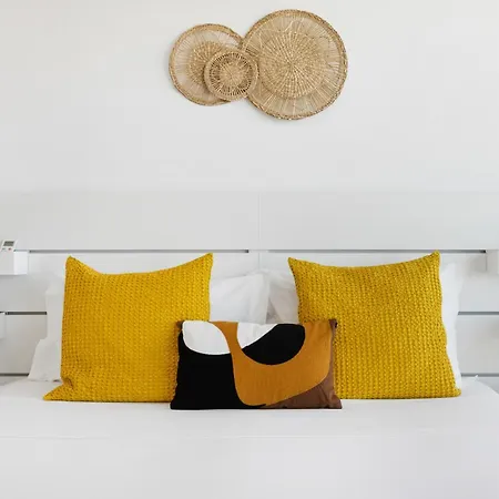 Blue Breeze Espinho | Pool View, Gym & Balcony Daire