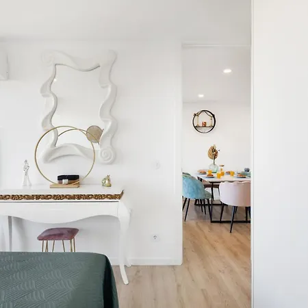 Blue Breeze | Pool View, Gym & Balcony Appartement Espinho (Aveiro)
