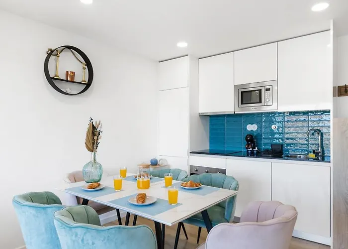 Apartmán Blue Breeze | Pool View, Gym & Balcony