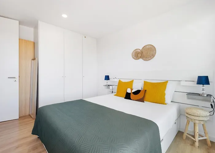 Apartmán Blue Breeze | Pool View, Gym & Balcony