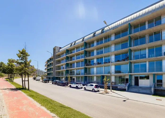 Blue Breeze | Pool View, Gym & Balcony Daire Espinho (Aveiro)
